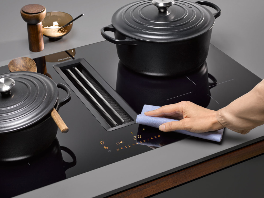 Quiet Mark Miele KMDA 7473 FLA Silence Induction Hob with Integrated